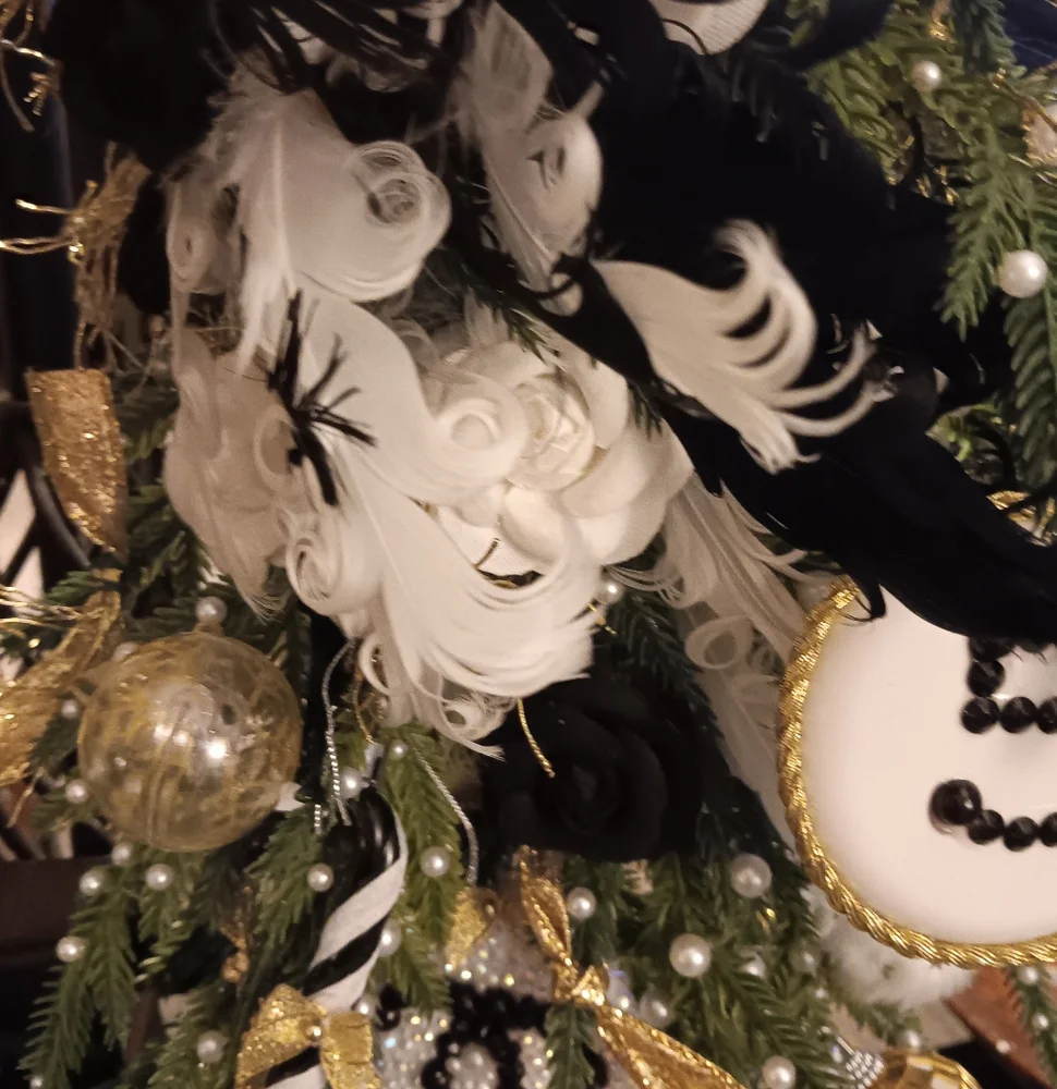 Slayerrr's Customs One Of A Kind Holiday Wreath
